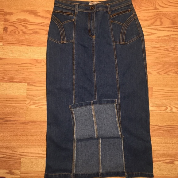 (No Fuze) Blue Denim Skirt w/ Gold Stitching 14/16 - Picture 2 of 8